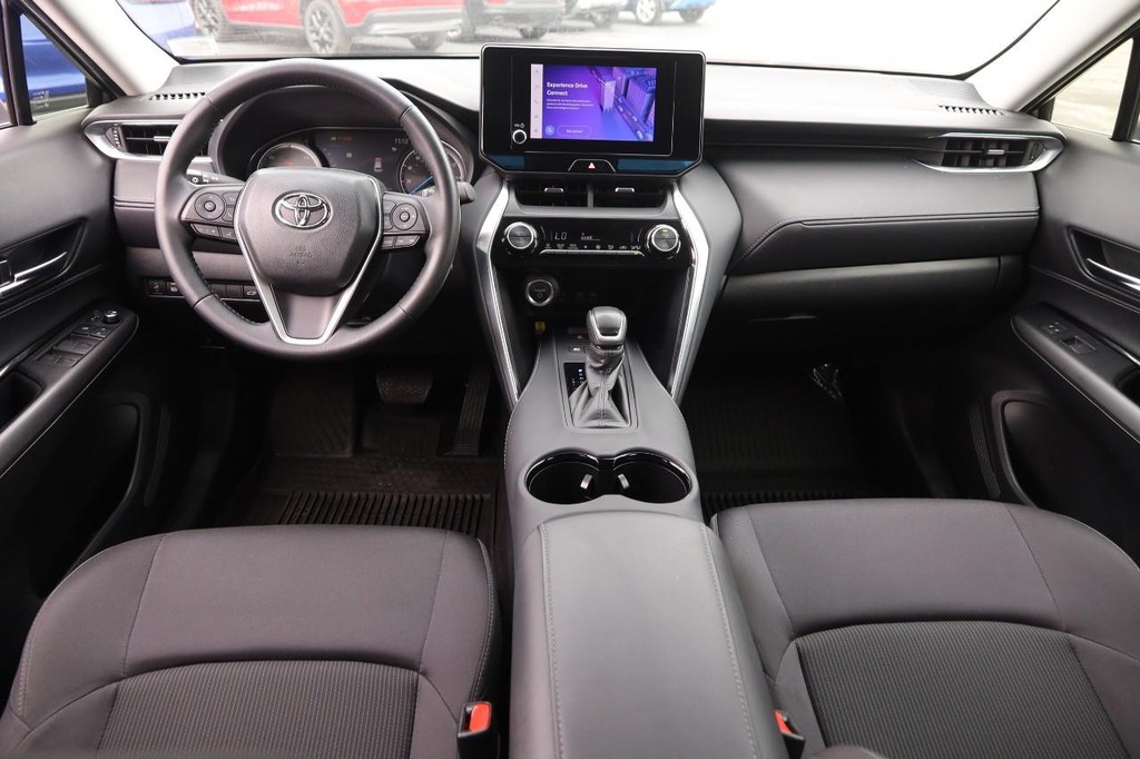Toyota Venza Vehicle Full-screen Gallery Image 22