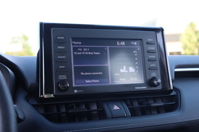 Toyota RAV4 Vehicle Image 11