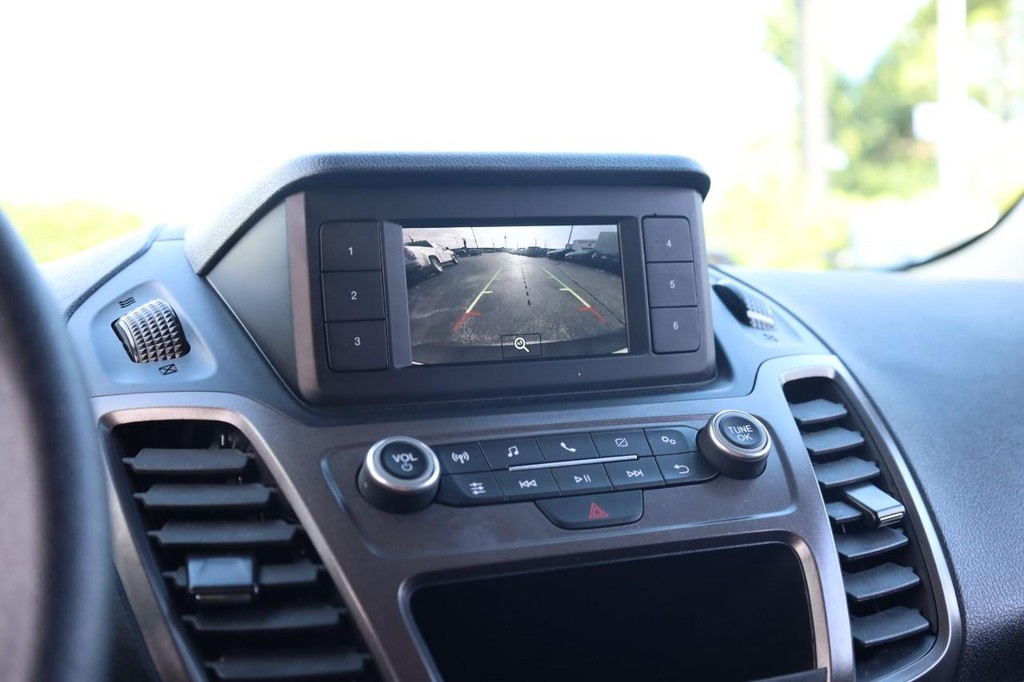 Ford Transit Connect Van Vehicle Full-screen Gallery Image 12