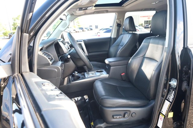 Toyota 4Runner Vehicle Image 08