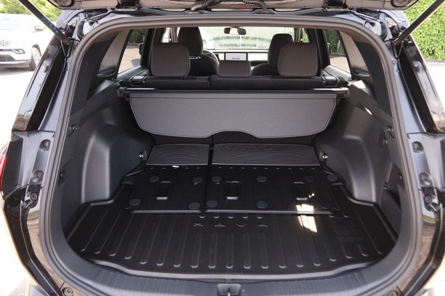 Toyota RAV4 Vehicle Image 07