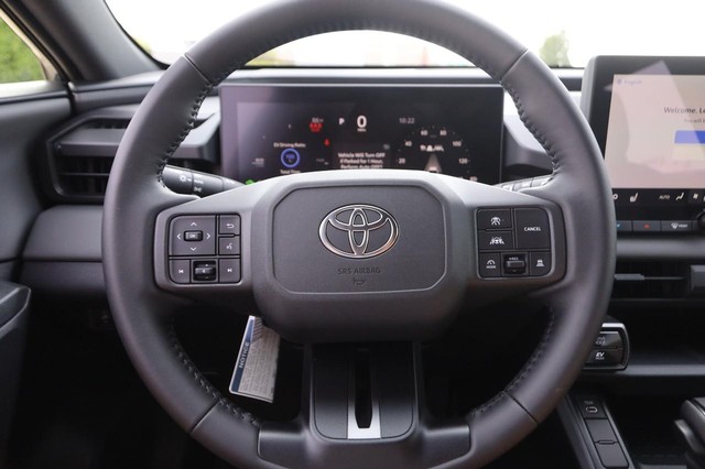 Toyota RAV4 Vehicle Image 10