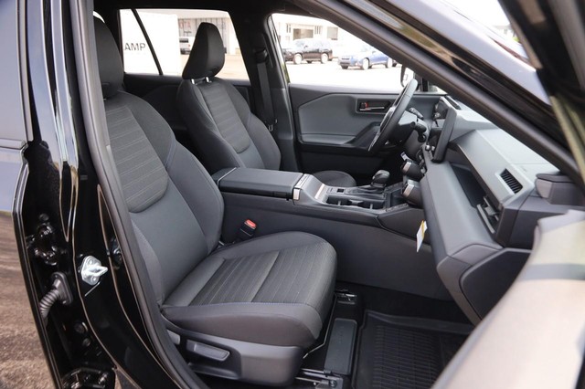 Toyota RAV4 Vehicle Image 27