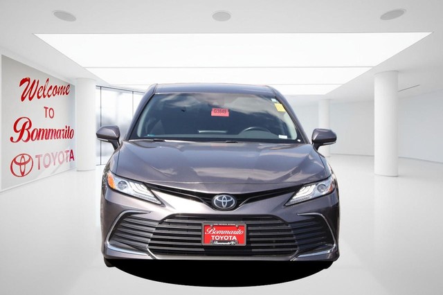 Toyota Camry Vehicle Image 04