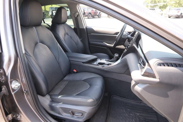 Toyota Camry Vehicle Image 27