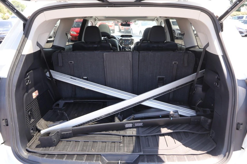 Subaru Ascent Vehicle Full-screen Gallery Image 7