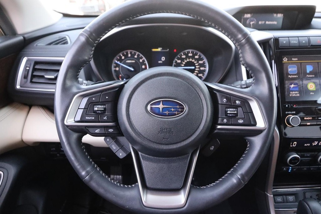 Subaru Ascent Vehicle Full-screen Gallery Image 13