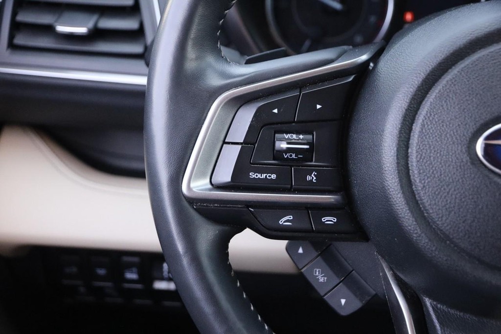 Subaru Ascent Vehicle Full-screen Gallery Image 14