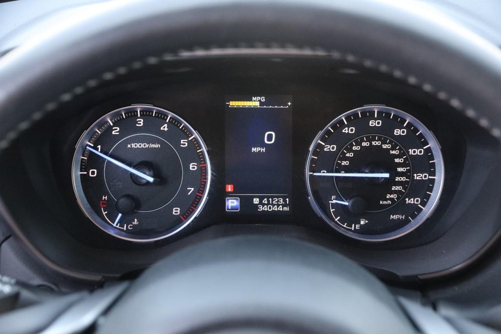 Subaru Ascent Vehicle Full-screen Gallery Image 16