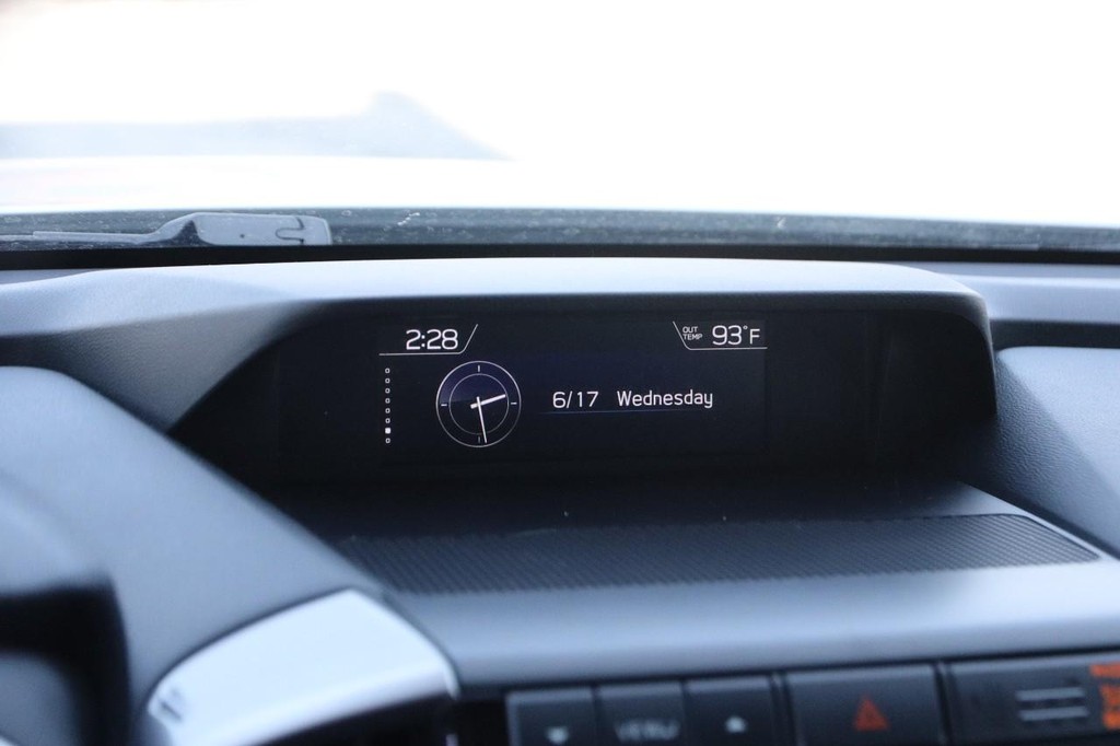 Subaru Ascent Vehicle Full-screen Gallery Image 19