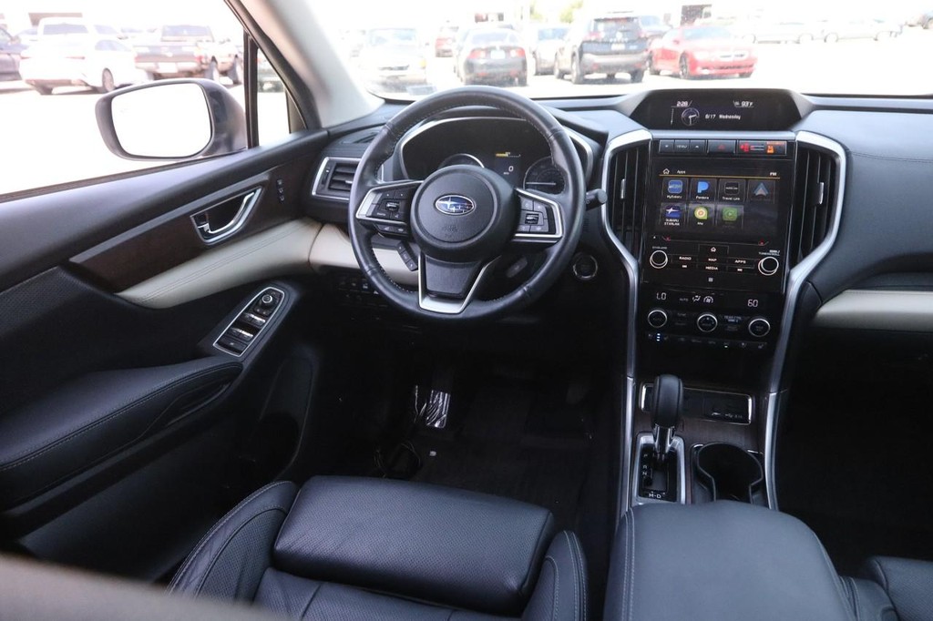 Subaru Ascent Vehicle Full-screen Gallery Image 25