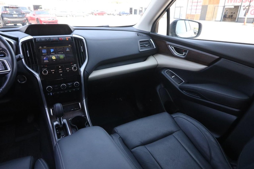 Subaru Ascent Vehicle Full-screen Gallery Image 28