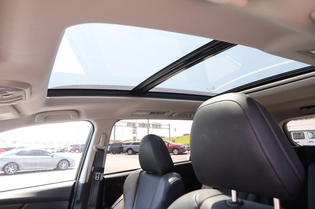 Subaru Ascent Vehicle Image 09