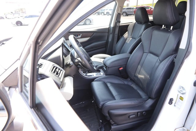 Subaru Ascent Vehicle Image 10