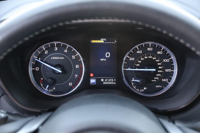 Subaru Ascent Vehicle Image 16