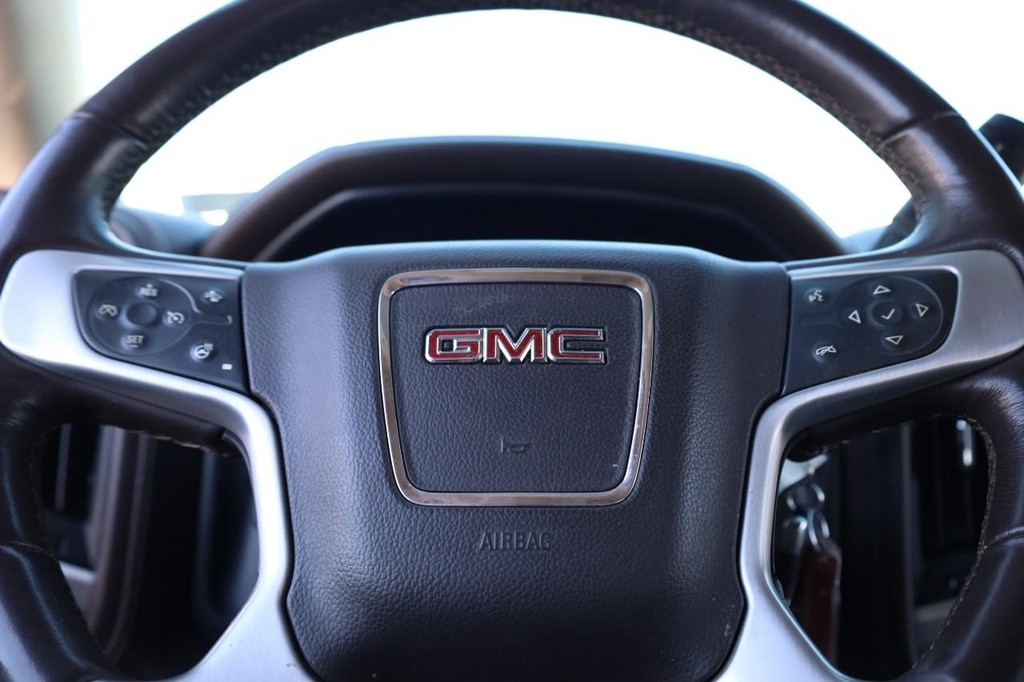 GMC Sierra 1500 Vehicle Full-screen Gallery Image 10