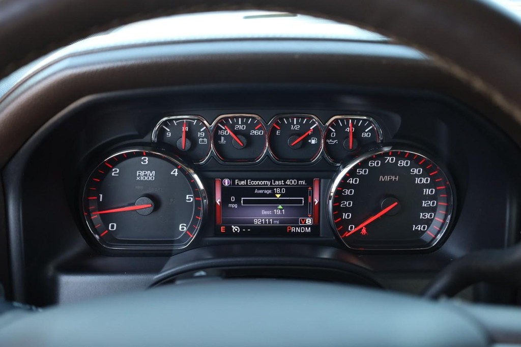 GMC Sierra 1500 Vehicle Full-screen Gallery Image 11