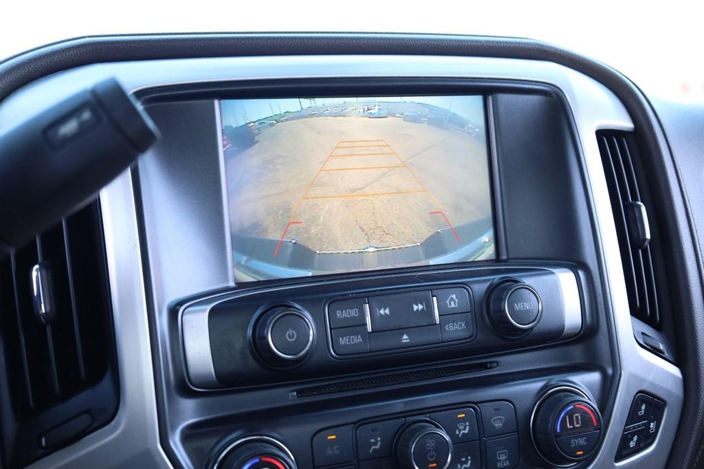 GMC Sierra 1500 Vehicle Full-screen Gallery Image 13