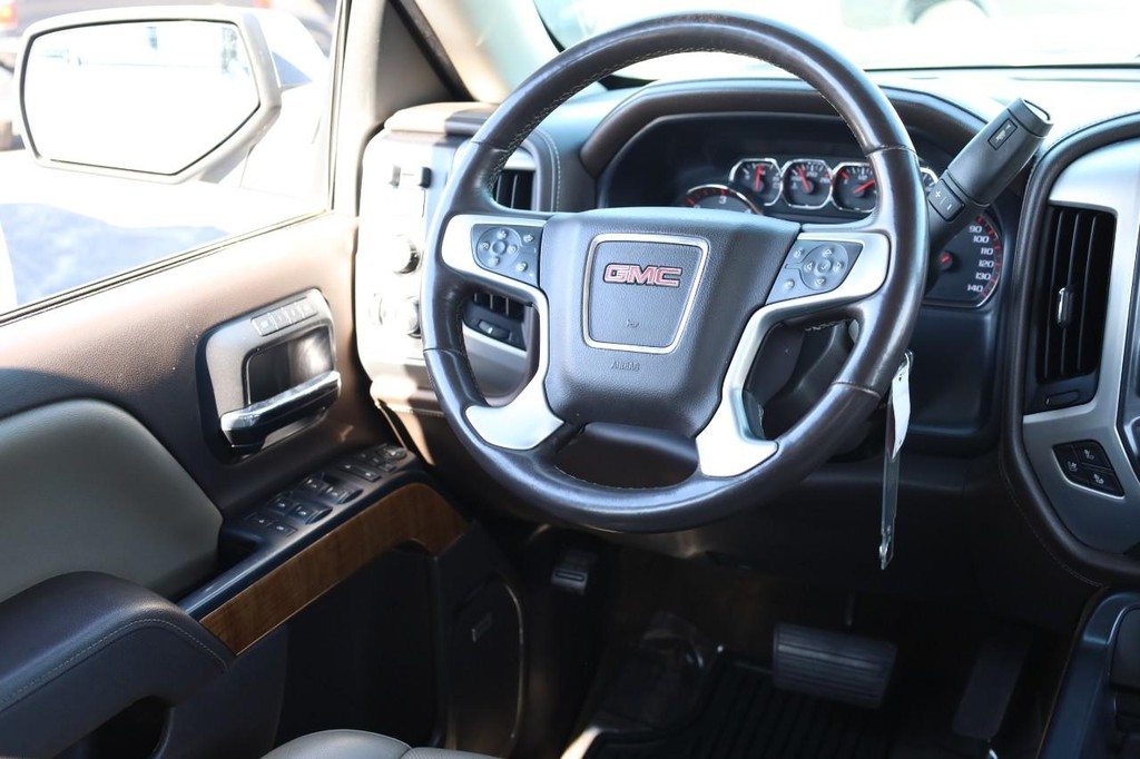 GMC Sierra 1500 Vehicle Full-screen Gallery Image 25