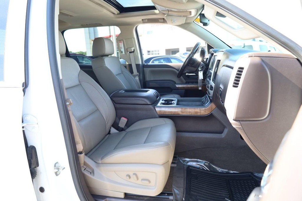 GMC Sierra 1500 Vehicle Full-screen Gallery Image 26