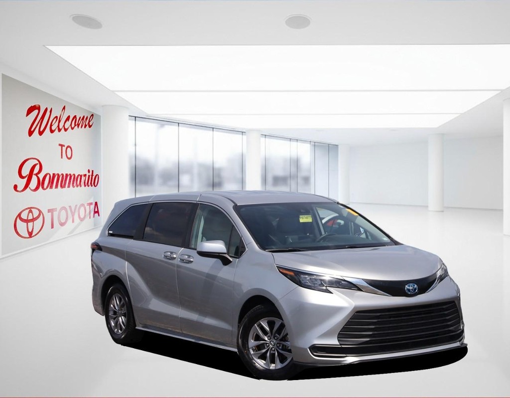 Toyota Sienna Vehicle Full-screen Gallery Image 2