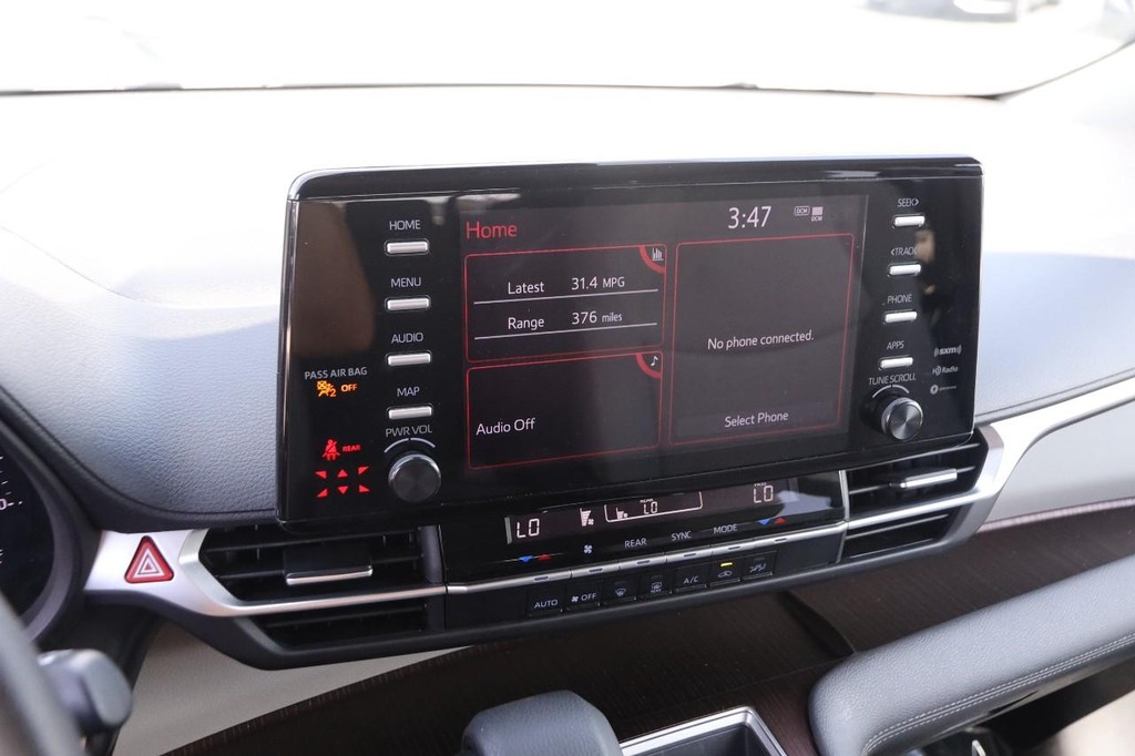 Toyota Sienna Vehicle Full-screen Gallery Image 16