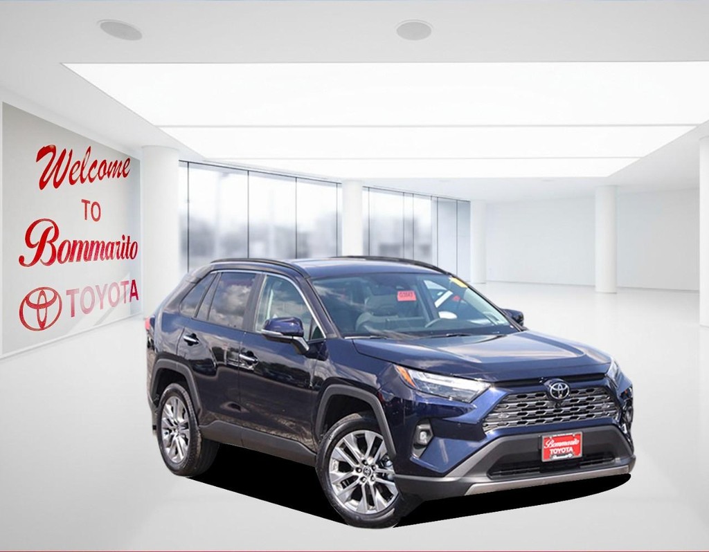 Toyota RAV4 Vehicle Full-screen Gallery Image 2