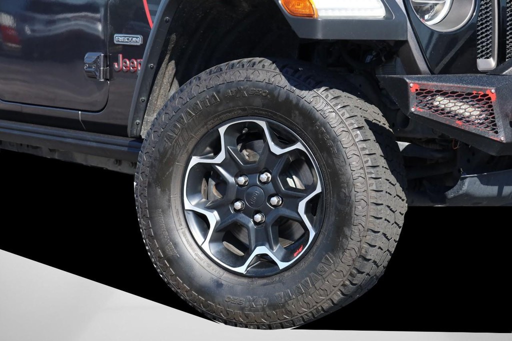 Jeep Wrangler Unlimited Vehicle Full-screen Gallery Image 3