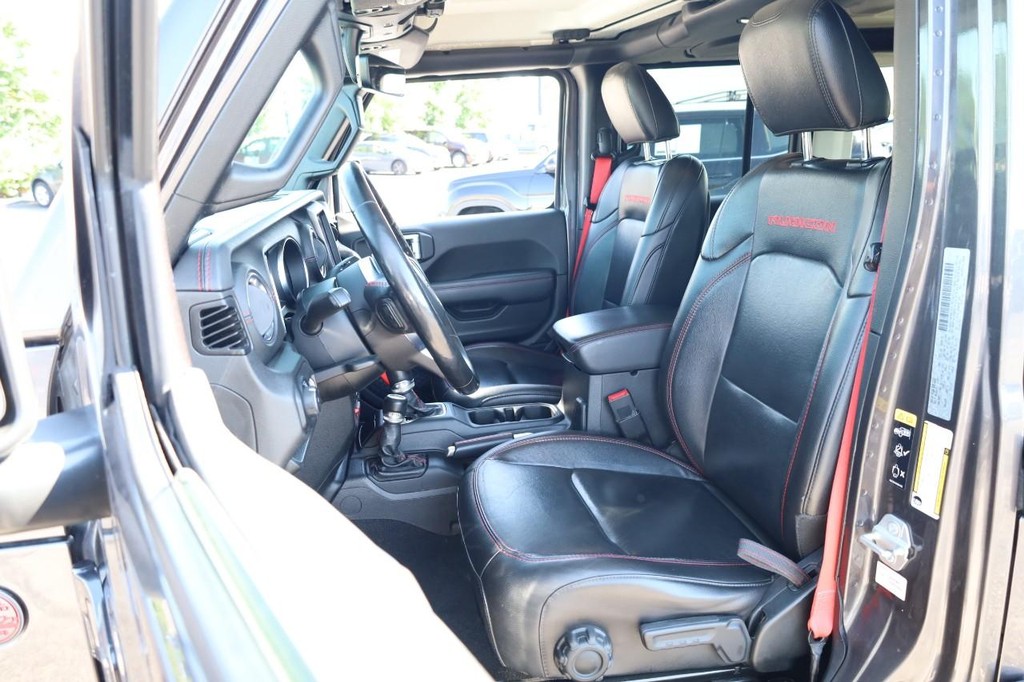 Jeep Wrangler Unlimited Vehicle Full-screen Gallery Image 8