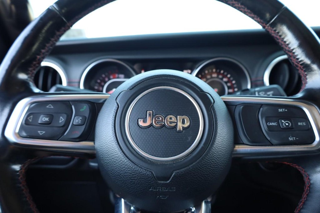 Jeep Wrangler Unlimited Vehicle Full-screen Gallery Image 9