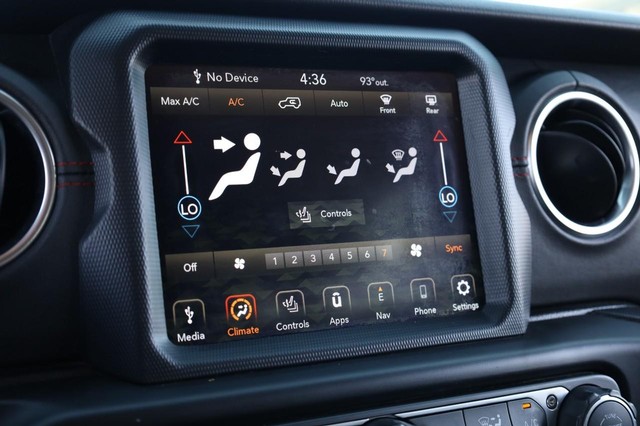 Jeep Wrangler Unlimited Vehicle Image 11