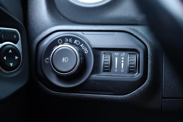 Jeep Wrangler Unlimited Vehicle Image 17