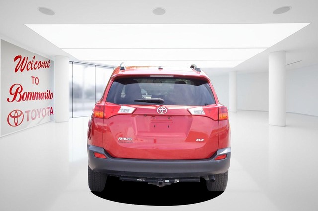 Toyota RAV4 Vehicle Image 06