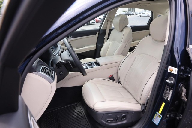 Genesis G80 Vehicle Image 09