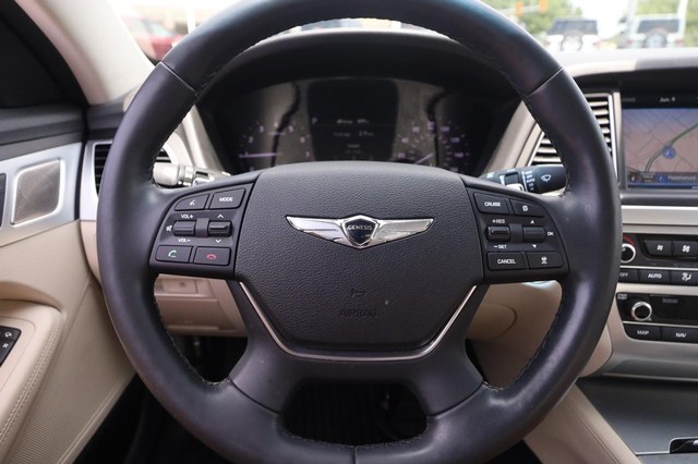 Genesis G80 Vehicle Image 11