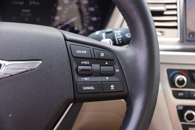 Genesis G80 Vehicle Image 13