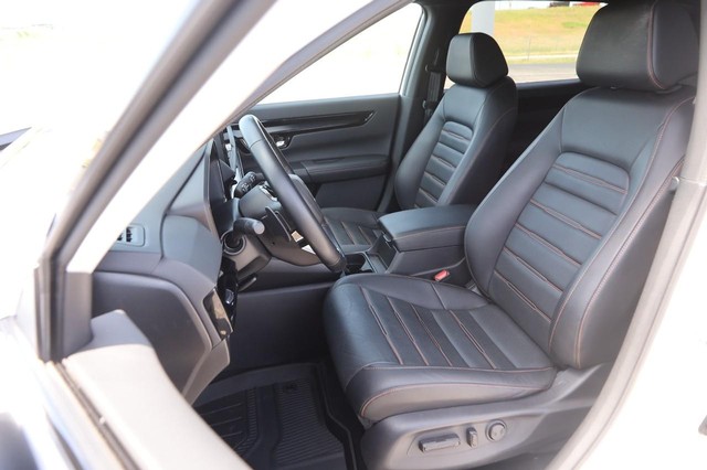 Honda CR-V Hybrid Vehicle Image 10