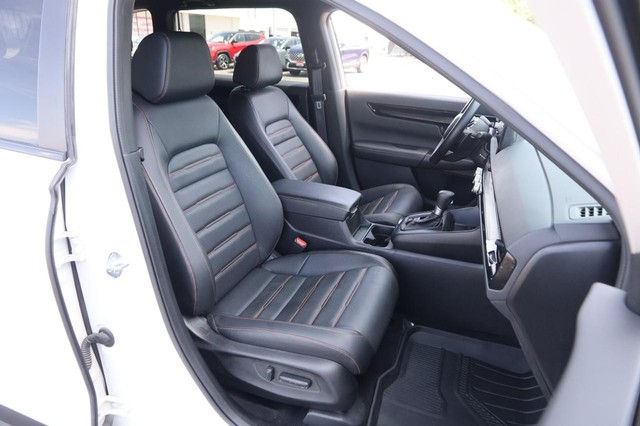 Honda CR-V Hybrid Vehicle Image 28