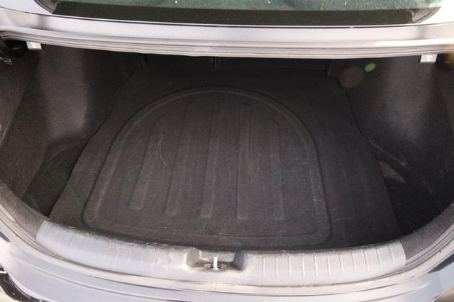 Kia Forte Vehicle Image 07