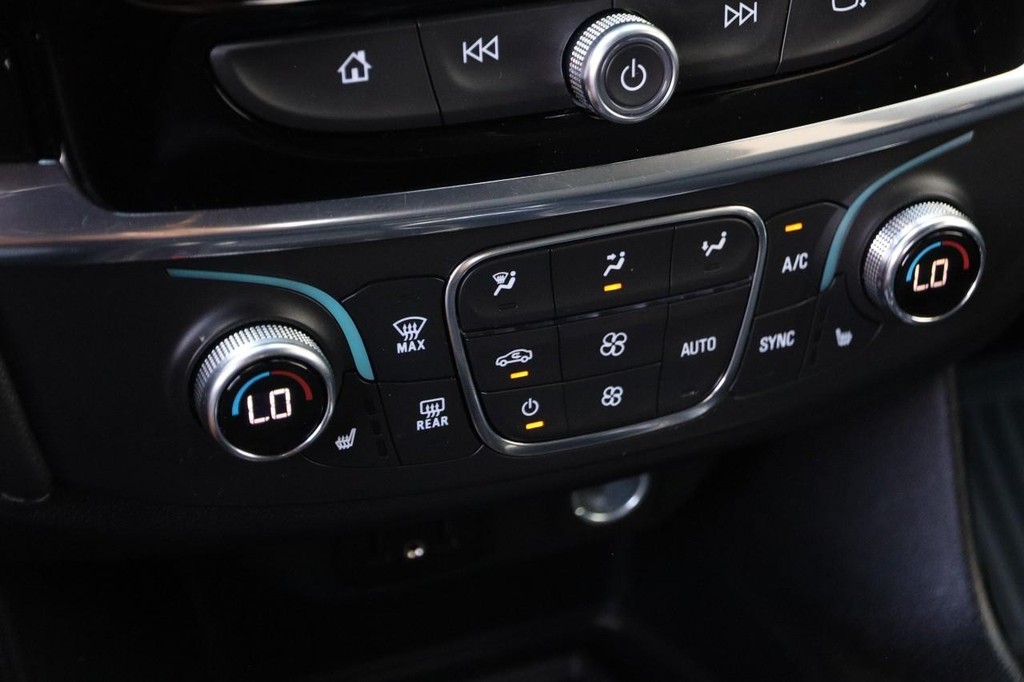 Chevrolet Traverse Vehicle Full-screen Gallery Image 20