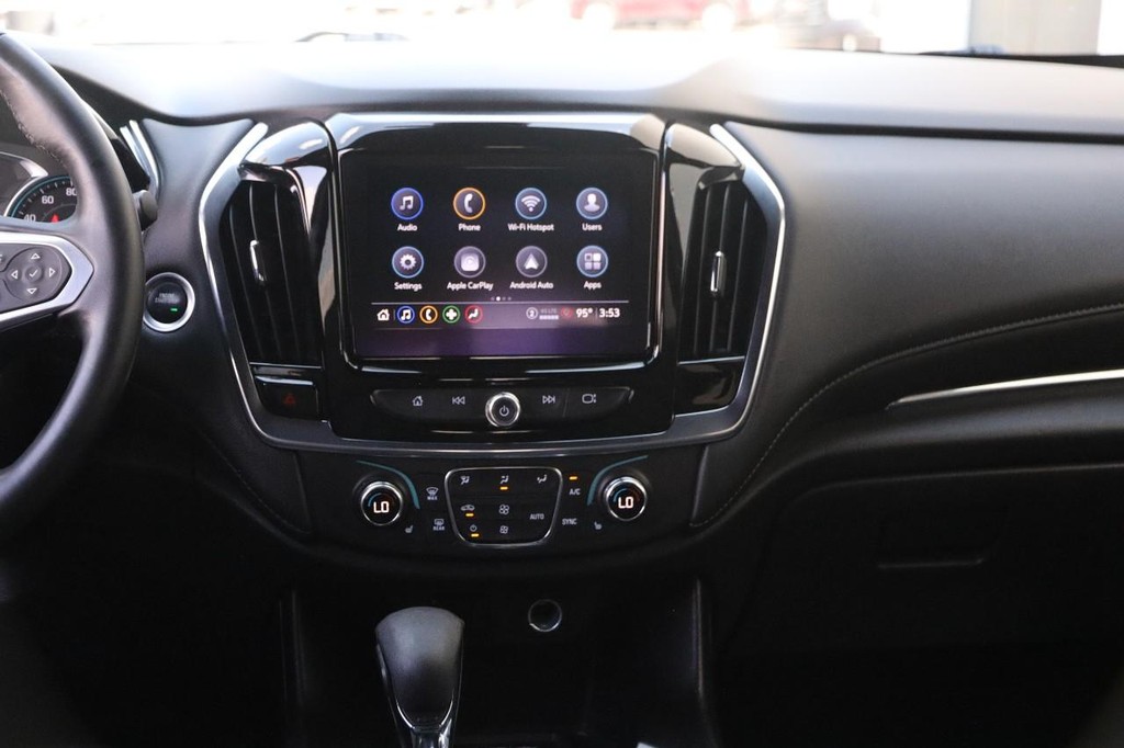 Chevrolet Traverse Vehicle Full-screen Gallery Image 26