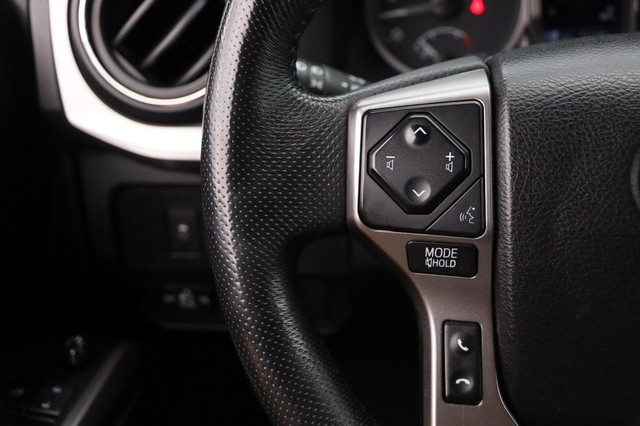 Toyota Tacoma 2WD Vehicle Image 12