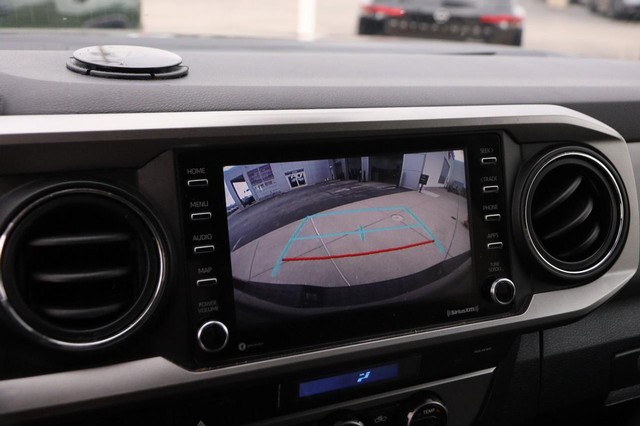 Toyota Tacoma 2WD Vehicle Image 16