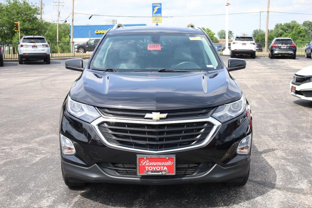 Chevrolet Equinox Vehicle Full-screen Gallery Image 4