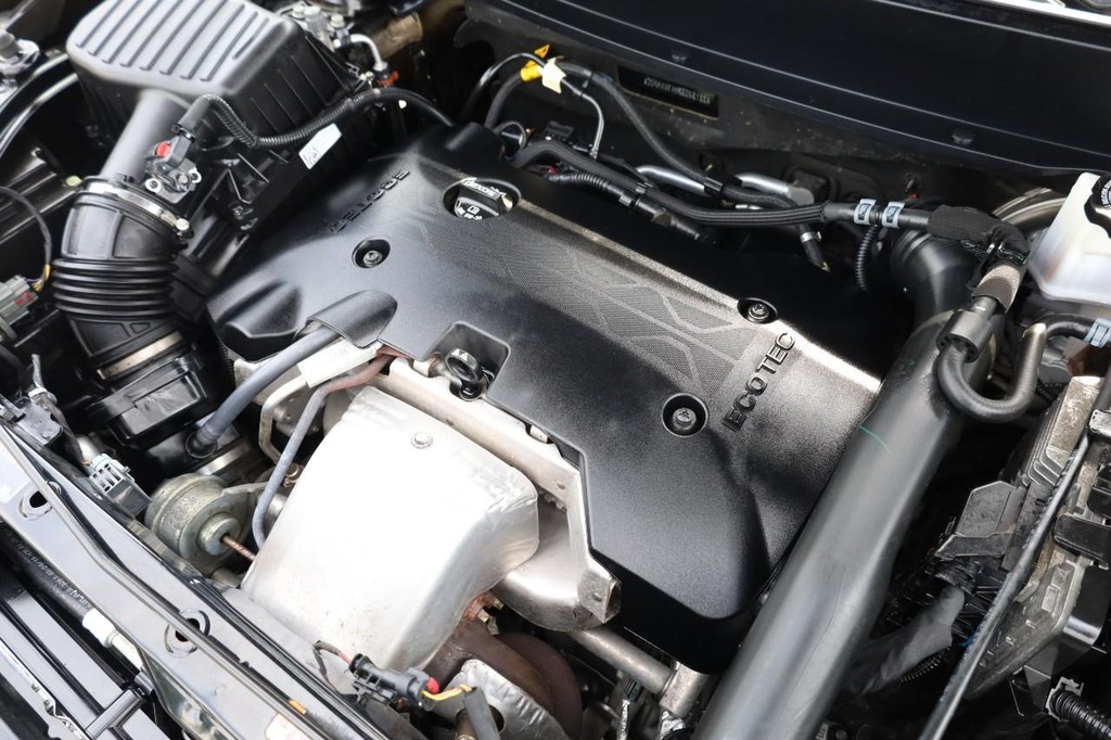 Chevrolet Equinox Vehicle Full-screen Gallery Image 27