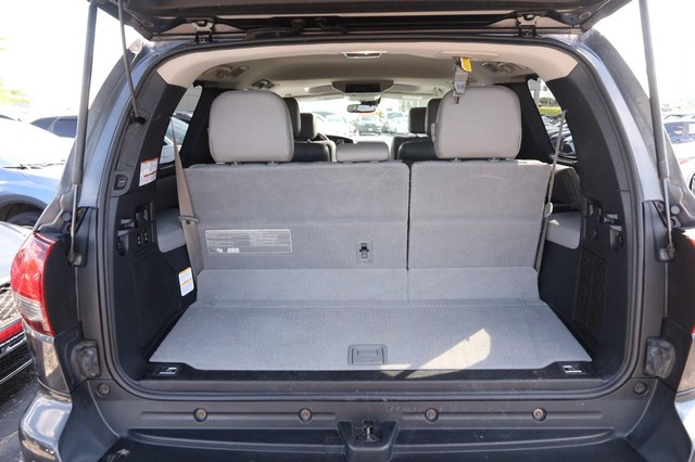 Toyota Sequoia Vehicle Image 07