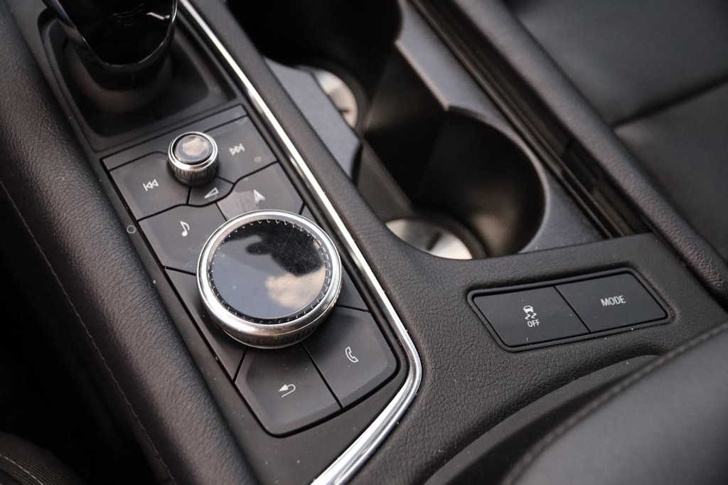 Cadillac XT6 Vehicle Full-screen Gallery Image 22