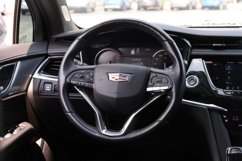 Cadillac XT6 Vehicle Full-screen Gallery Image 27