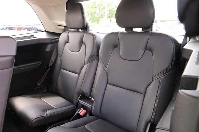 Volvo XC90 Vehicle Image 11