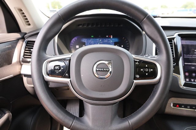 Volvo XC90 Vehicle Image 13